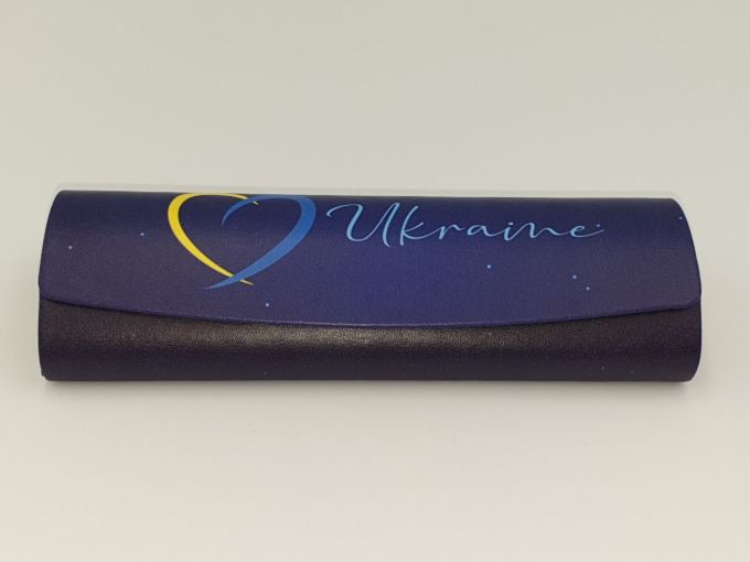 Футляр для окулярів