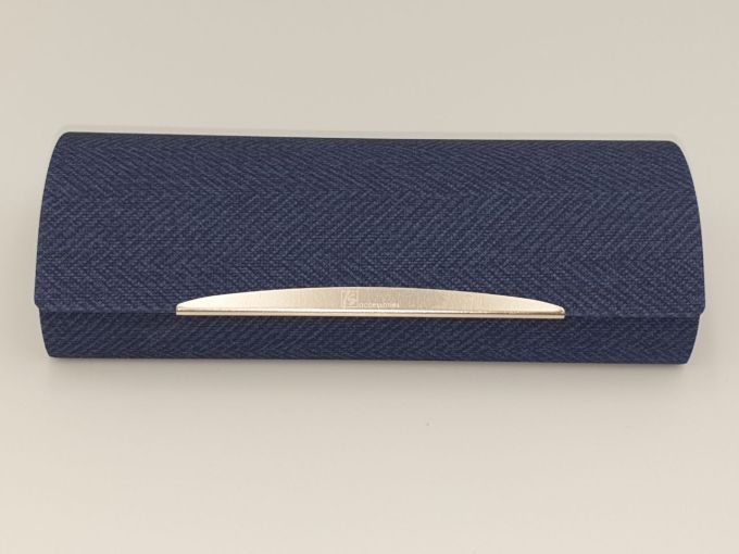 Футляр для окулярів