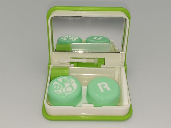 Дорожній набір для контактних лінз